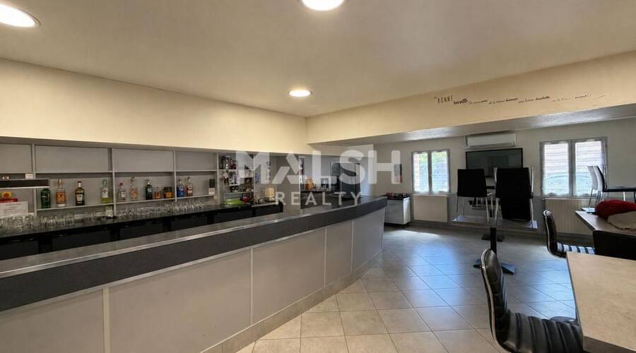 MALSH Realty & Property - Local commercial - Nord Isère (Isle d'Abeau / St Quentin Falavier) - Frontonas - 1