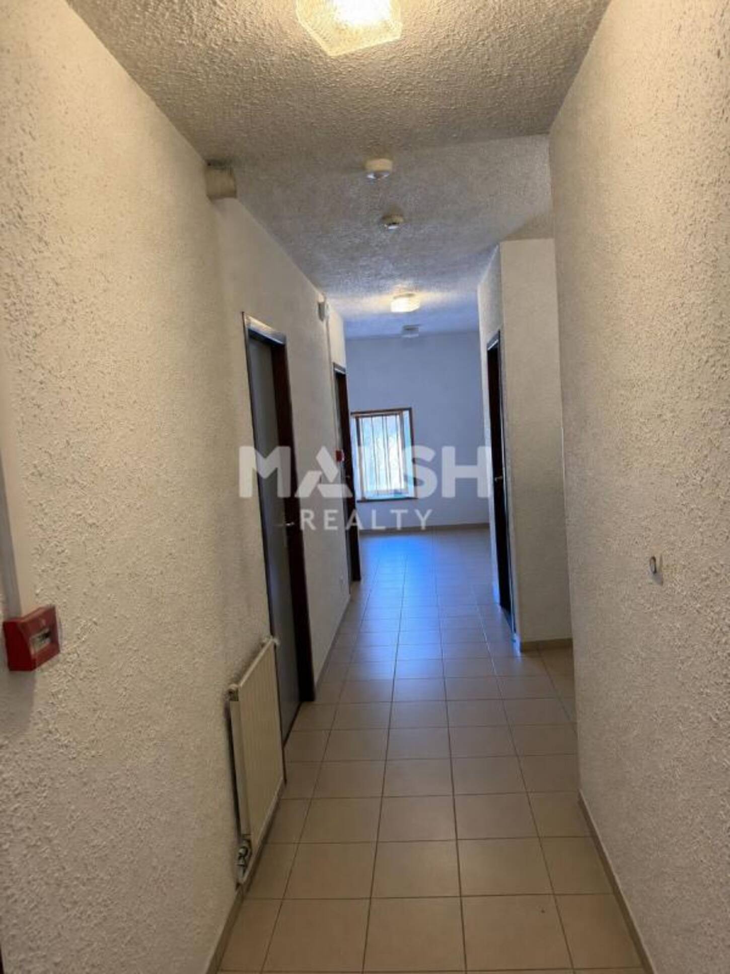 MALSH Realty & Property - Local commercial - Nord Isère (Isle d'Abeau / St Quentin Falavier) - Frontonas - 2