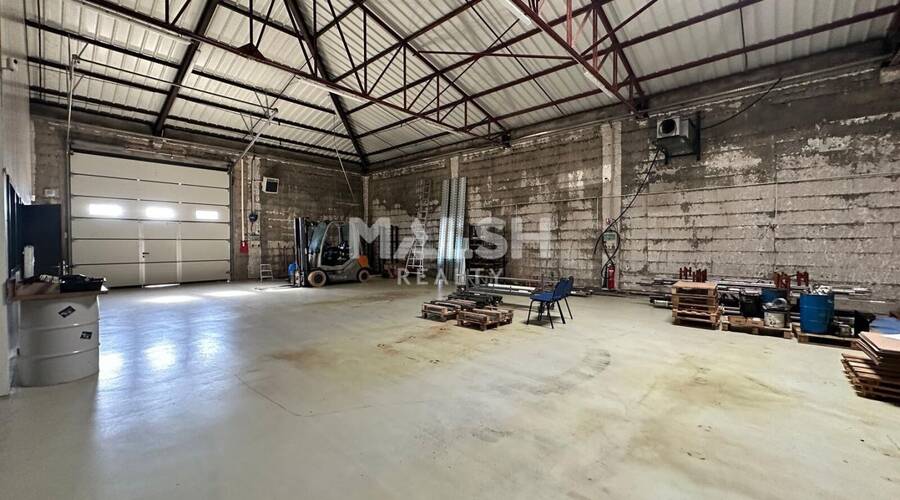MALSH Realty & Property - Local d'activités - Extérieurs NORD (Villefranche / Belleville) - Lancié - 1