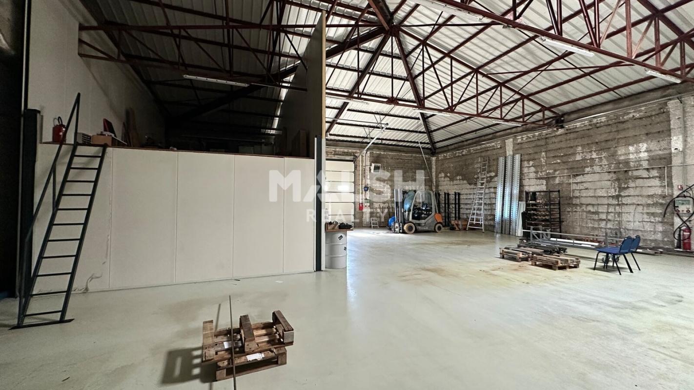 MALSH Realty & Property - Local d'activités - Extérieurs NORD (Villefranche / Belleville) - Lancié - 4