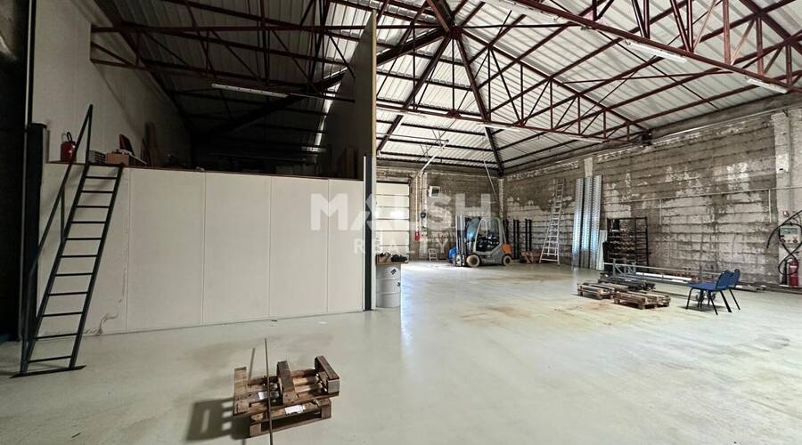 MALSH Realty & Property - Local d'activités - Extérieurs NORD (Villefranche / Belleville) - Lancié - 4