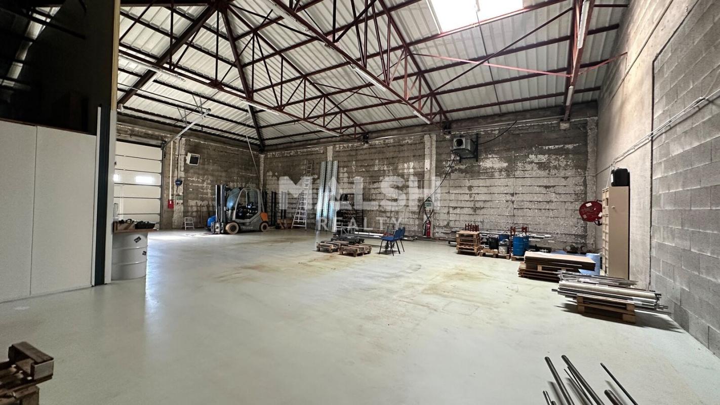 MALSH Realty & Property - Local d'activités - Extérieurs NORD (Villefranche / Belleville) - Lancié - 5