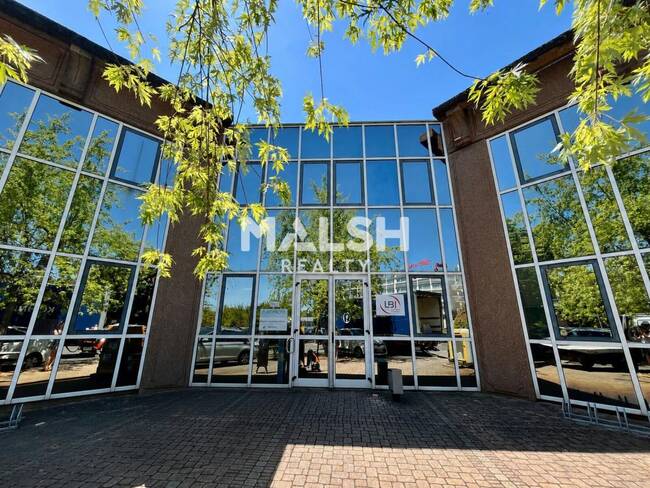 MALSH Realty & Property - Bureau - Extérieurs NORD (Villefranche / Belleville) - Limas - 1