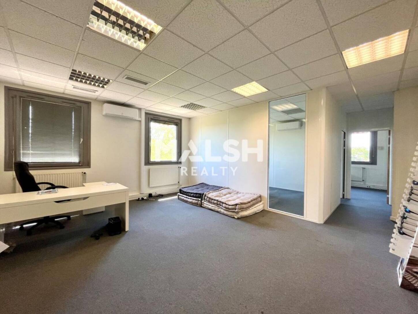 MALSH Realty & Property - Bureau - Extérieurs NORD (Villefranche / Belleville) - Limas - 2