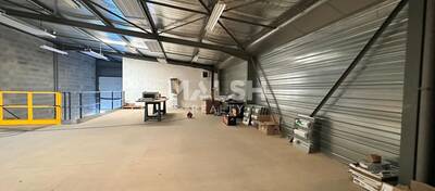 MALSH Realty & Property - Local d'activités - Extérieurs NORD (Villefranche / Belleville) - Theizé - 4
