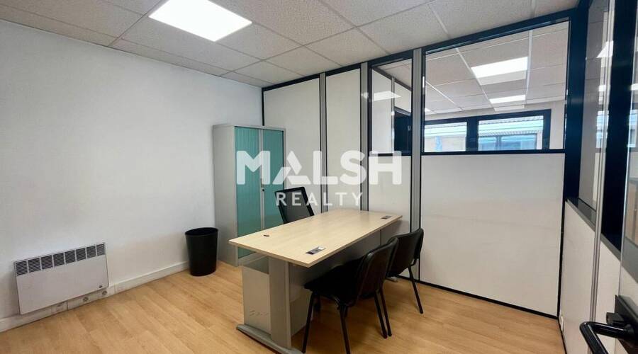 MALSH Realty & Property - Bureau - Extérieurs NORD (Villefranche / Belleville) - Limas - 3