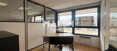 MALSH Realty & Property - Bureau - Extérieurs NORD (Villefranche / Belleville) - Limas - 4