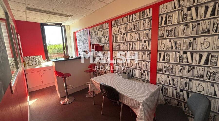 MALSH Realty & Property - Bureau - Champagne-au-Mont-d'Or - 9