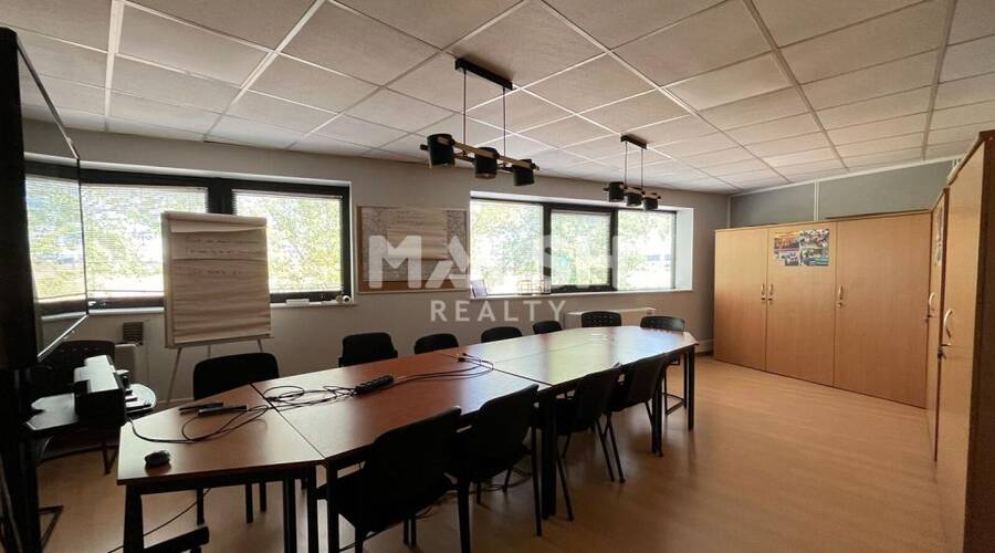 MALSH Realty & Property - Local d'activités - Lyon EST (St Priest /Mi Plaine/ A43 / Eurexpo) - Chassieu - 22