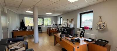 MALSH Realty & Property - Local d'activités - Lyon EST (St Priest /Mi Plaine/ A43 / Eurexpo) - Chassieu - 23
