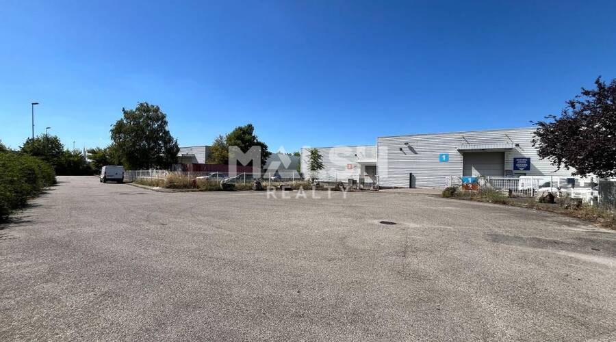 MALSH Realty & Property - Local d'activités - Lyon EST (St Priest /Mi Plaine/ A43 / Eurexpo) - Chassieu - 34