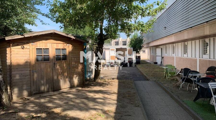 MALSH Realty & Property - Bureau - Carré de Soie / Grandclément / Bel Air - Villeurbanne - 1