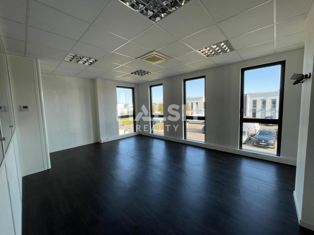 MALSH Realty & Property - Local d'activités - Lyon Sud Est - Vénissieux - 6