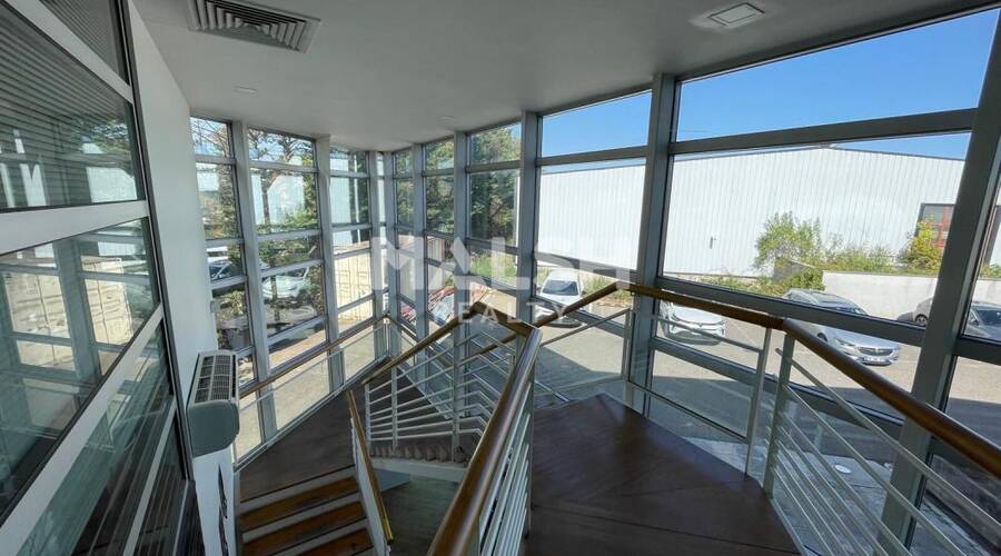 MALSH Realty & Property - Local d'activités - Lyon EST (St Priest /Mi Plaine/ A43 / Eurexpo) - Chassieu - 11