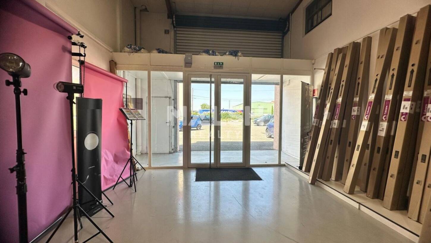 MALSH Realty & Property - Local d'activités - Lyon Nord Est (Rhône Amont) - Décines-Charpieu - 2