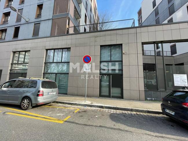 MALSH Realty & Property - Local commercial - Lyon 8°/ Hôpitaux - Lyon 8 - 1