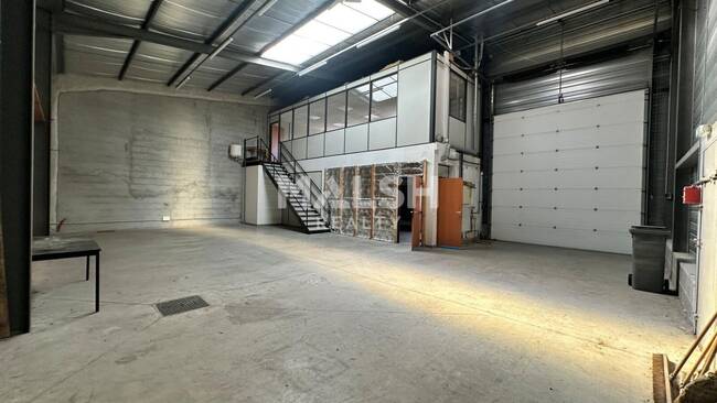 MALSH Realty & Property - Local d'activités - Lyon Nord Est (Rhône Amont) - Décines-Charpieu - 1