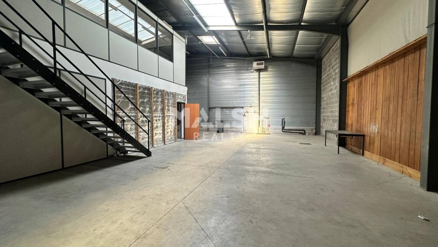 MALSH Realty & Property - Local d'activités - Lyon Nord Est (Rhône Amont) - Décines-Charpieu - 2