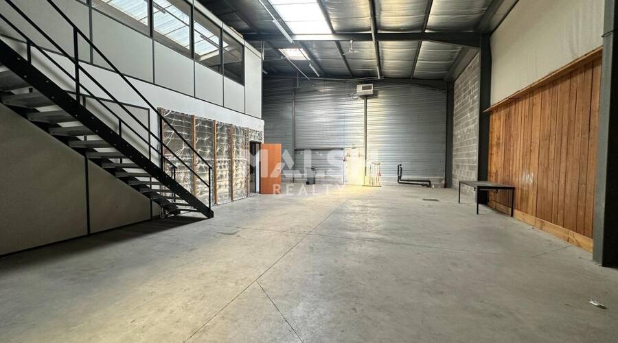 MALSH Realty & Property - Local d'activités - Lyon Nord Est (Rhône Amont) - Décines-Charpieu - 2