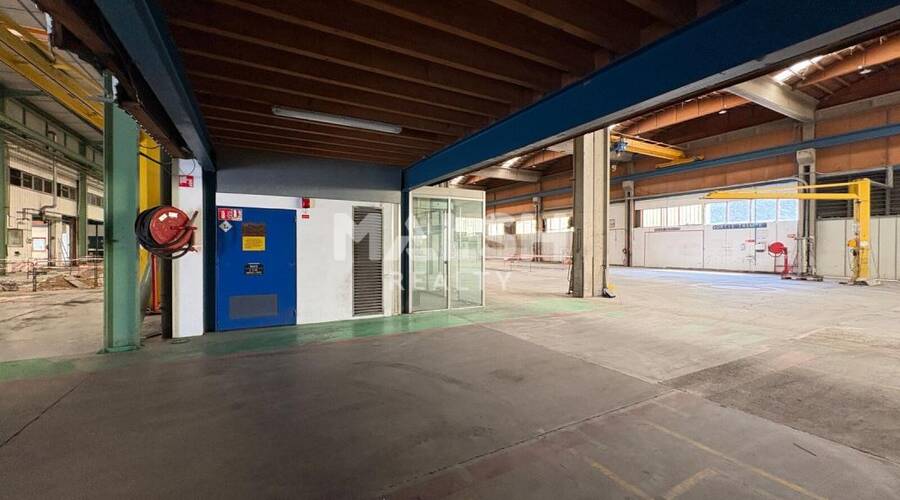 MALSH Realty & Property - Local d'activités - Lyon EST (St Priest /Mi Plaine/ A43 / Eurexpo) - Saint-Priest - 2