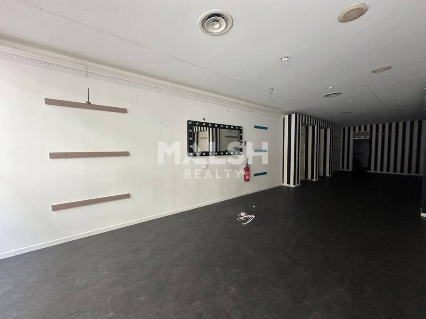 MALSH Realty & Property - Local commercial - Lyon 2° / Presqu'île - Lyon 2 - 2