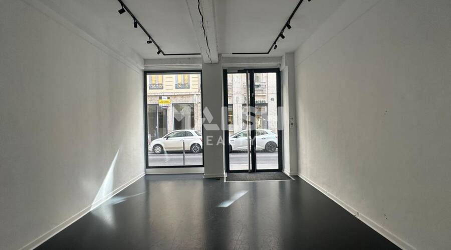 MALSH Realty & Property - Local commercial - Lyon 2° / Presqu'île - Lyon 2 - 2
