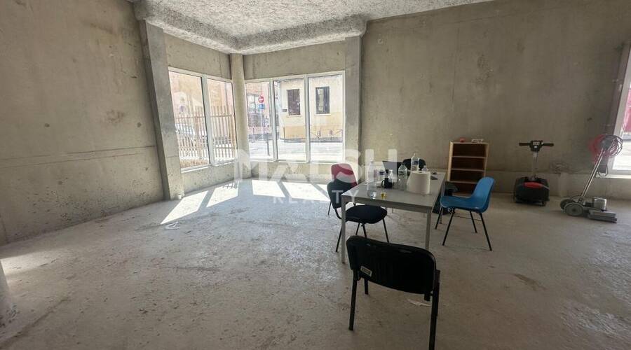 MALSH Realty & Property - Local commercial - Lyon 9° / Vaise - Lyon 9 - 3