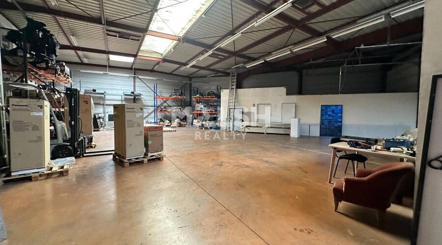 MALSH Realty & Property - Local d'activités - Lyon Nord Est (Rhône Amont) - Décines-Charpieu - 2