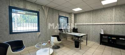 MALSH Realty & Property - Local d'activités - Lyon Nord Est (Rhône Amont) - Décines-Charpieu - 7