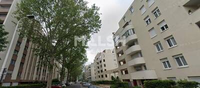 MALSH Realty & Property - Local commercial - Carré de Soie / Grandclément / Bel Air - Villeurbanne - 3