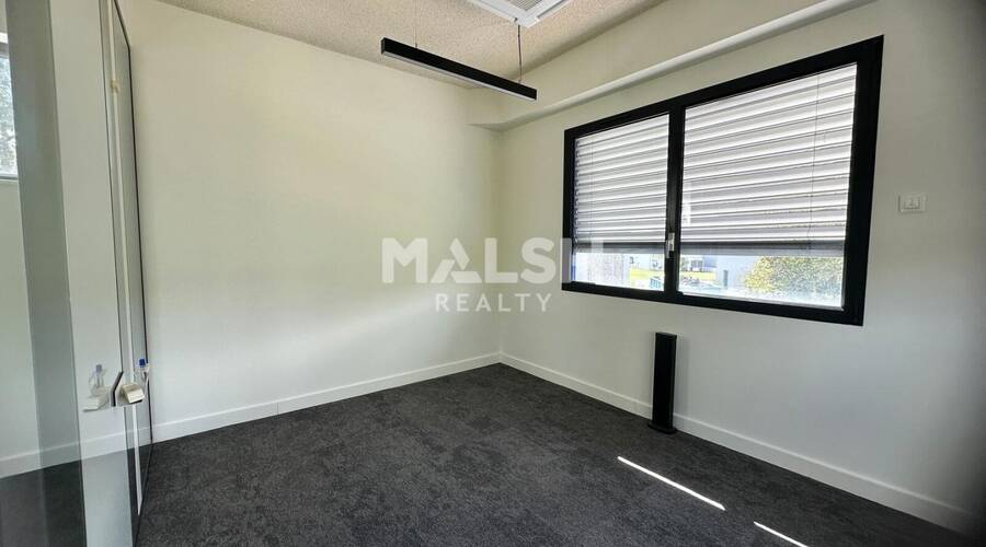 MALSH Realty & Property - Local d'activités - Lyon Nord Est (Rhône Amont) - Décines-Charpieu - 7