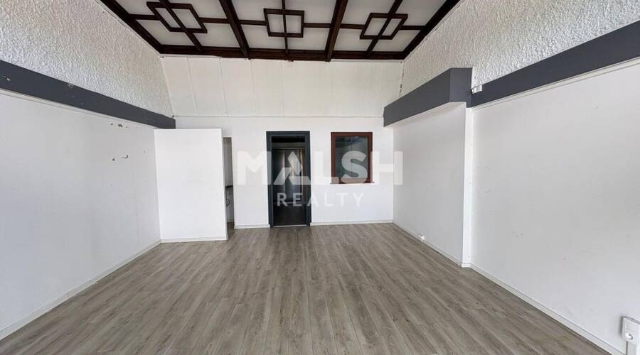 MALSH Realty & Property - Local commercial - Extérieurs OUEST (Tarare / Arbresle) - Chassagny - 2