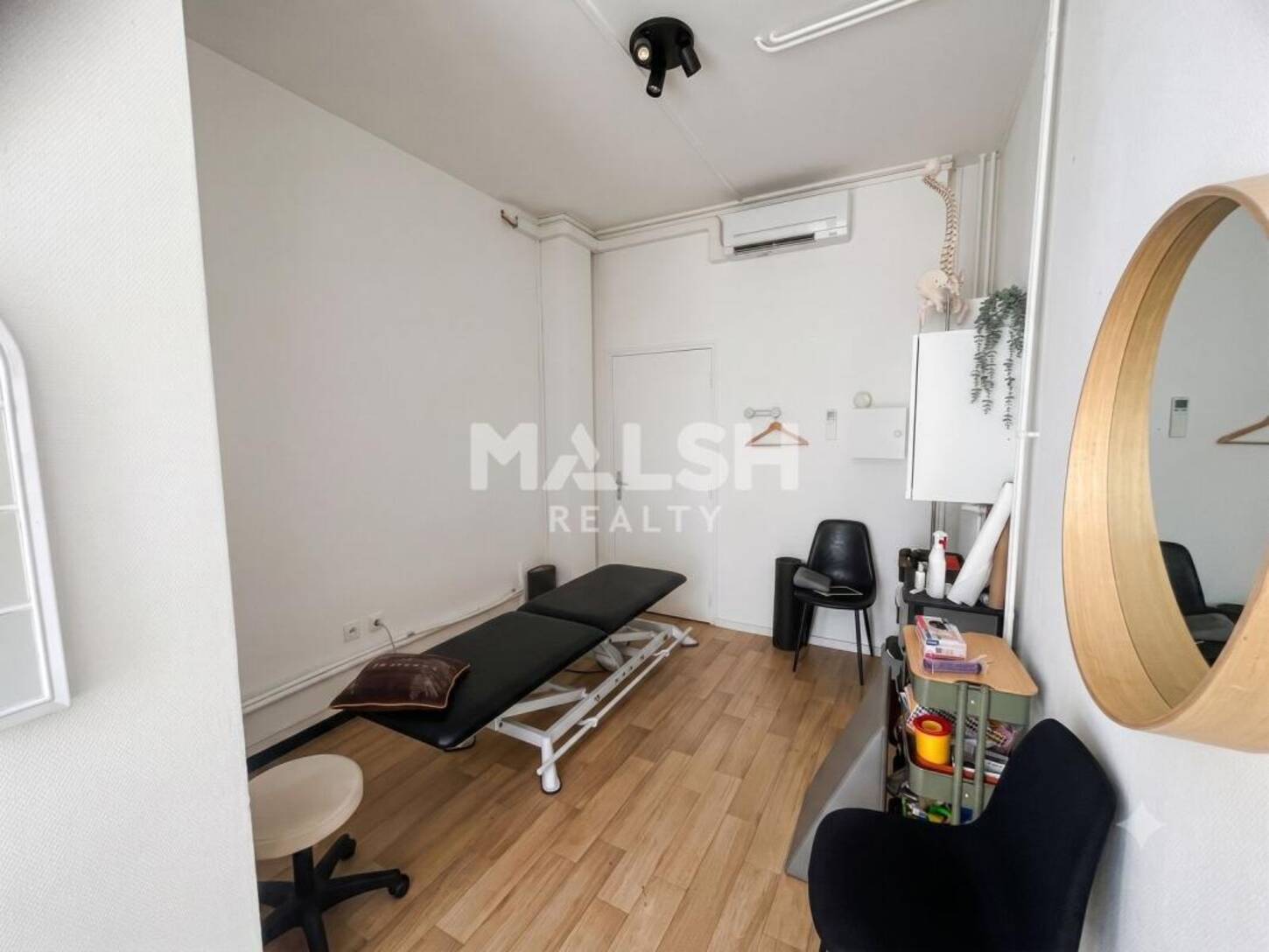 MALSH Realty & Property - Local commercial - Carré de Soie / Grandclément / Bel Air - Villeurbanne - 2