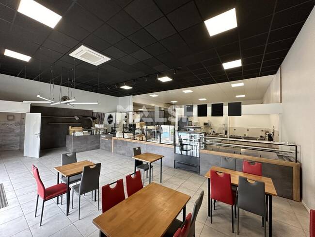 MALSH Realty & Property - Local commercial - Extérieurs SUD  (Vallée du Rhône) - Auberives-sur-Varèze - 1