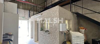 MALSH Realty & Property - Local commercial - Extérieurs SUD  (Vallée du Rhône) - Auberives-sur-Varèze - 4