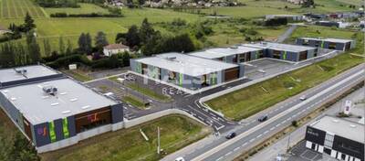 MALSH Realty & Property - Local commercial - Extérieurs NORD (Villefranche / Belleville) - Anse - 9