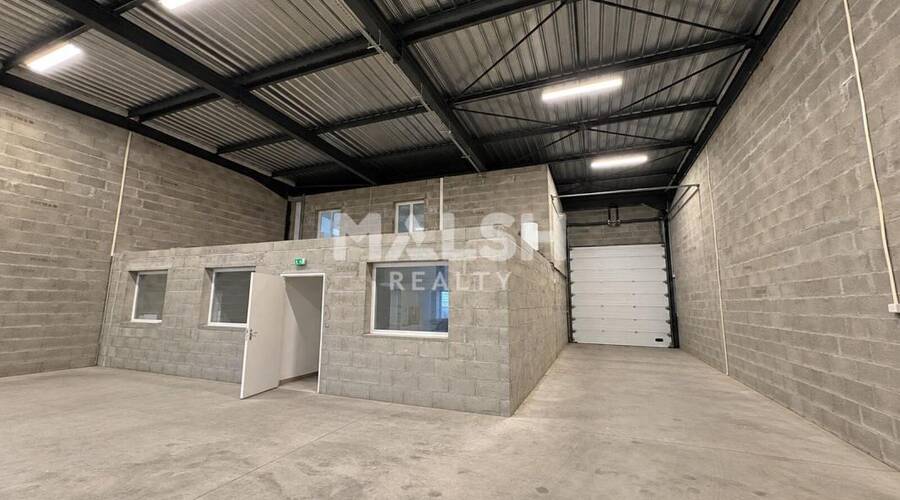 MALSH Realty & Property - Local d'activités - Extérieurs OUEST (Tarare / Arbresle) - Brindas - 3
