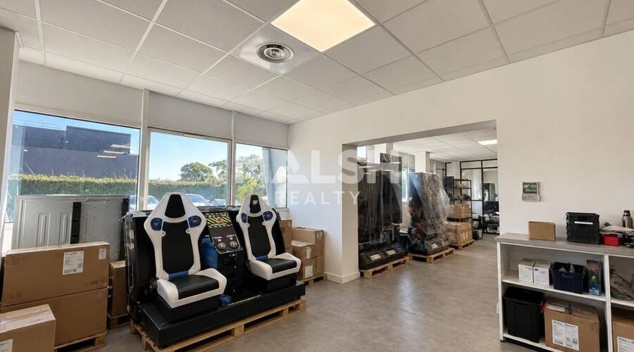 MALSH Realty & Property - Local d'activités - Lyon Nord Ouest (Techlid / Monts d'Or) - Limonest - 4