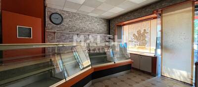 MALSH Realty & Property - Local commercial - Lyon 8°/ Hôpitaux - Lyon 8 - 3