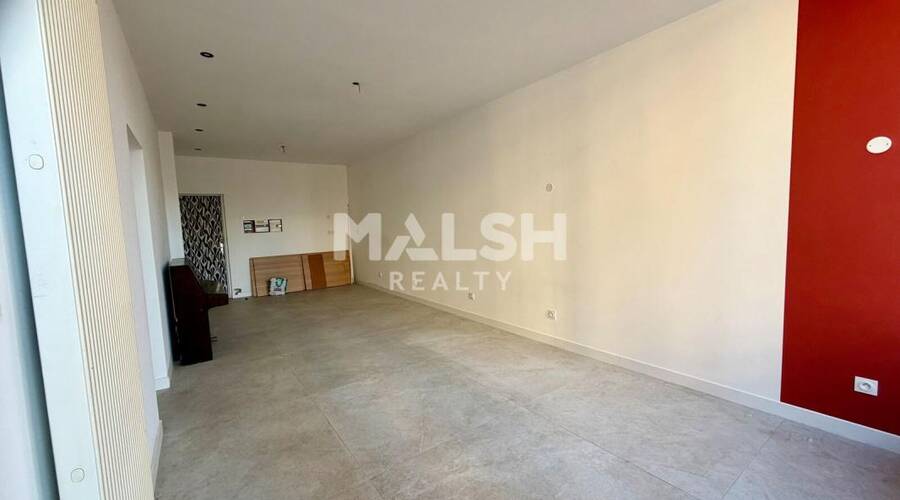 MALSH Realty & Property - Local commercial - Évian-les-Bains - 2