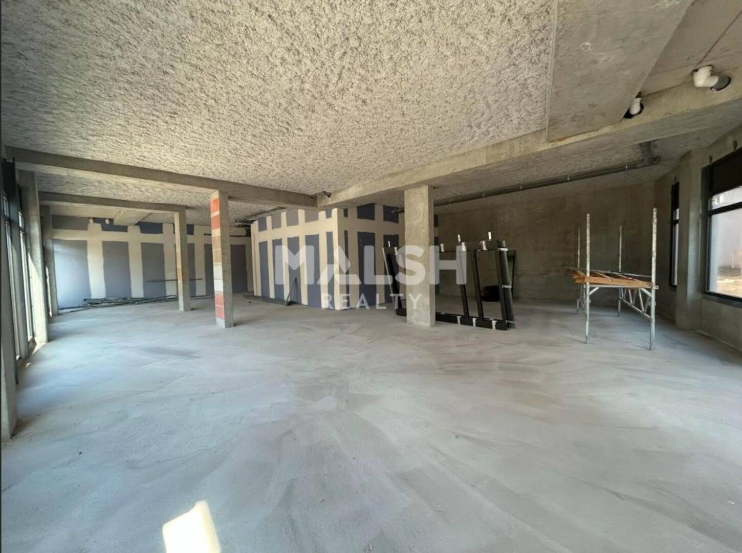 MALSH Realty & Property - Local commercial - Lyon 7° / Gerland - Lyon 7 - 2