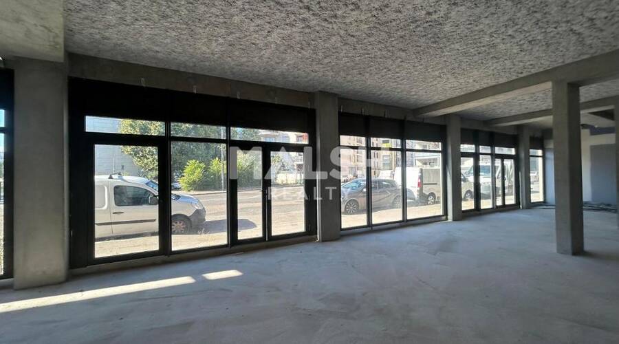 MALSH Realty & Property - Local commercial - Lyon 7° / Gerland - Lyon 7 - 3