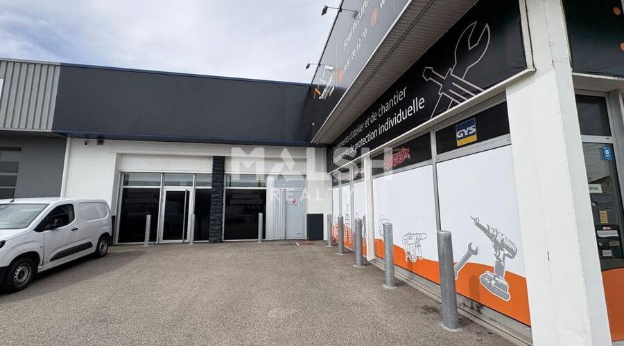MALSH Realty & Property - Local d'activités - Extérieurs OUEST (Tarare / Arbresle) - Messimy - 11
