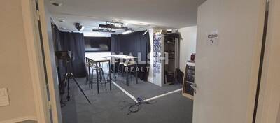 MALSH Realty & Property - Local commercial - Lyon 2° / Confluence - Lyon 2 - 5