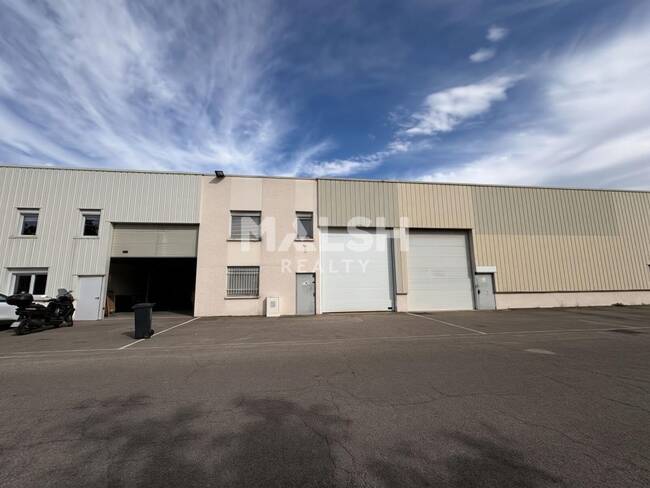 MALSH Realty & Property - Local d'activités - Carré de Soie / Grandclément / Bel Air - Villeurbanne - 1