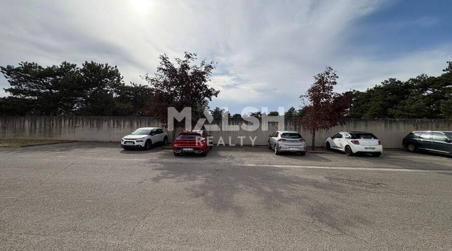 MALSH Realty & Property - Local d'activités - Carré de Soie / Grandclément / Bel Air - Villeurbanne - 9