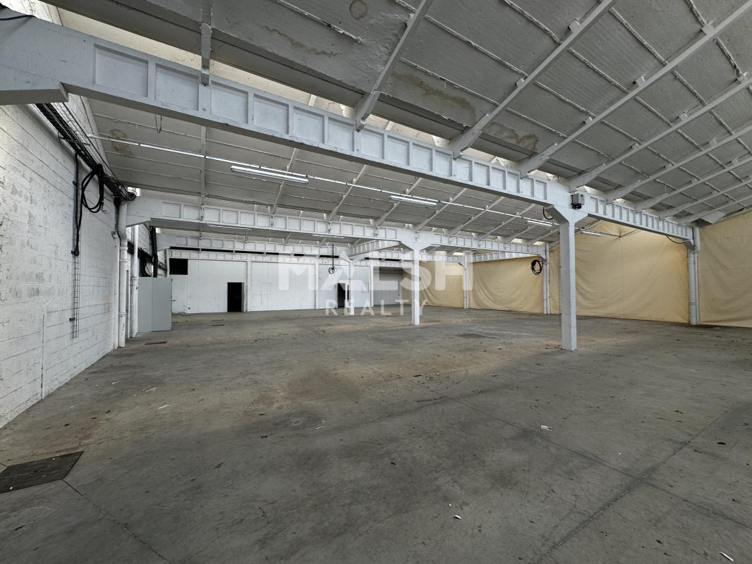 MALSH Realty & Property - Local d'activités - Lyon Nord Est (Rhône Amont) - Décines-Charpieu - 1