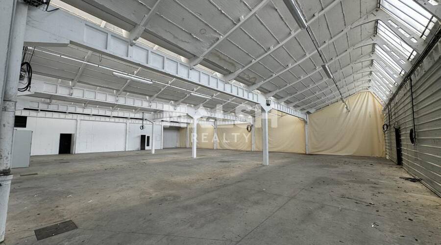 MALSH Realty & Property - Local d'activités - Lyon Nord Est (Rhône Amont) - Décines-Charpieu - 4
