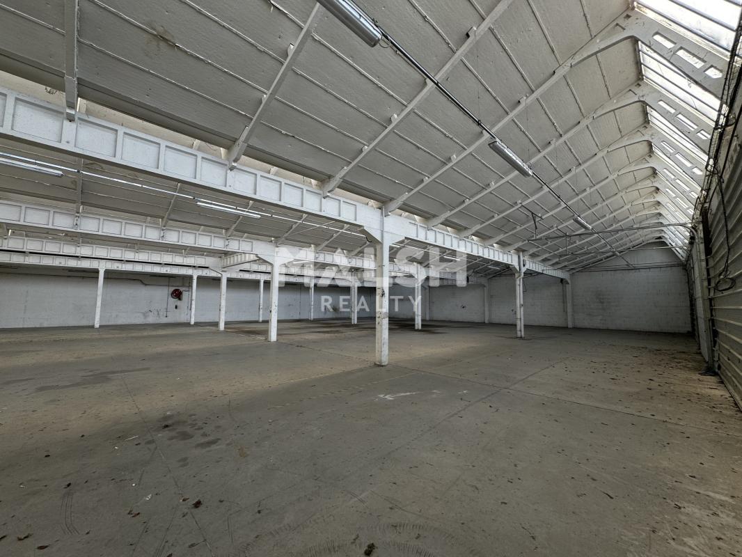 MALSH Realty & Property - Local d'activités - Lyon Nord Est (Rhône Amont) - Décines-Charpieu - 6