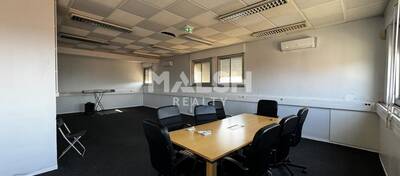 MALSH Realty & Property - Local d'activités - Lyon Nord Est (Rhône Amont) - Décines-Charpieu - 11